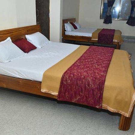 Hotel Jay Malhar And Lodging Igatpuri Exteriör bild